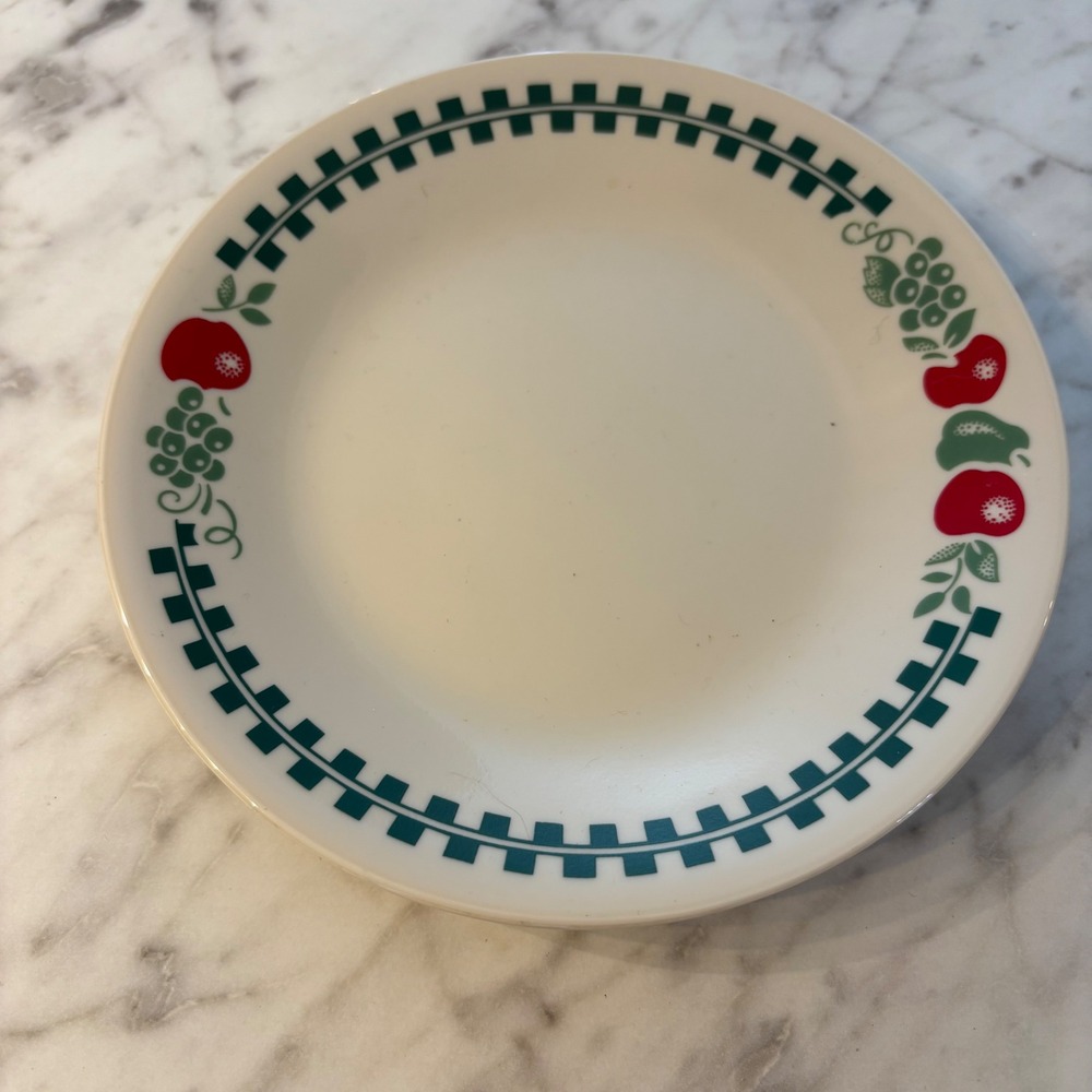 Corelle Farm Fresh Vintage Plates Set of 4 Apple Grape Checkered 4 Inch Corning
